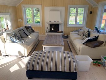 johanna sofabord stuebord hytte landsted stathelle laget på bestilling drivved og klassisk hvit møbelsnekker korshagan